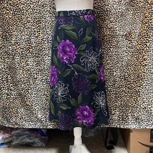 EUC*Jones Wear Studio*Floral Print*Semi-full, mid-calf skirt